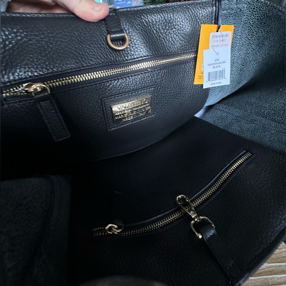 🎸VALENTINO BY MARIO VALENTINO 🎸🔥NWT🔥Sophie Medallion Leather Tote Bag - Picture 9 of 15